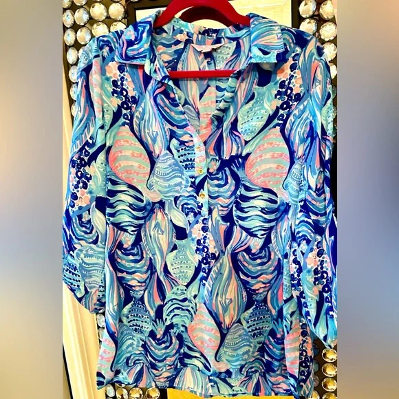 Lilly Pulitzer Scale Up Tunic Blouse - Picture 2 of 5